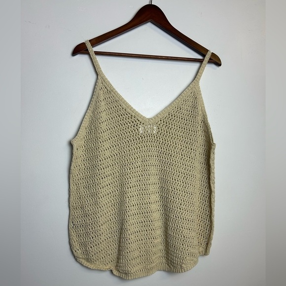 NWT Tula J Leylanie Sweater Tank Women Sz M Crochet Knit Tan V-Neck minimalist - Picture 2 of 10